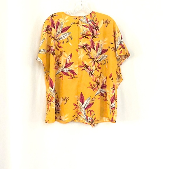 Worthington Short Sleeve Blouse - Picture 5 of 6